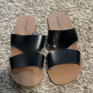 Volcom Women's Black and Tan Sandals D